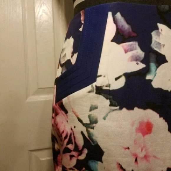 ASOS Finders Keepers Flora Pencil Skirt - Picture 4 of 9